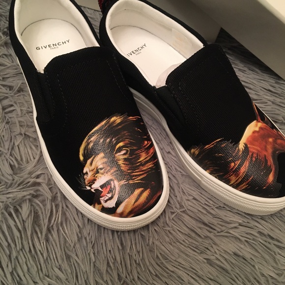 Givenchy Kids Sneaker - Picture 3 of 5
